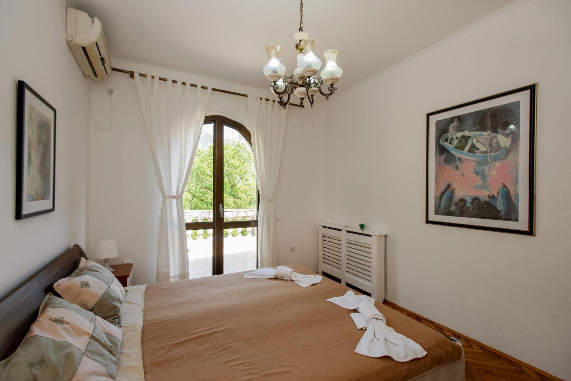 D'amore Montenegro *